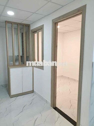 Cho thuê nhà Sân vườn kdc Cư xá điện lực,/đs 2,p.Trường Thọ 12tr TL