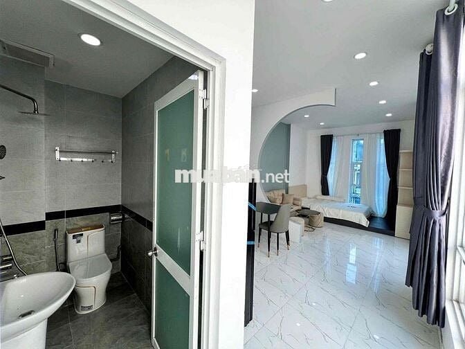 FREE THÁNG TIỀN NHÀ ĐẦU TIÊN CHO KHÁCH Ở SỚM - FULL NỘI THẤT CỬA SỔ TO