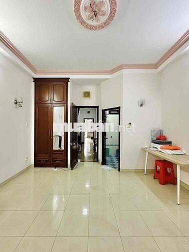 Nhà 80m2-Hẻm Xe Hơi 10m-4 tầng-Nguyễn Gia Trí Bình Thạnh