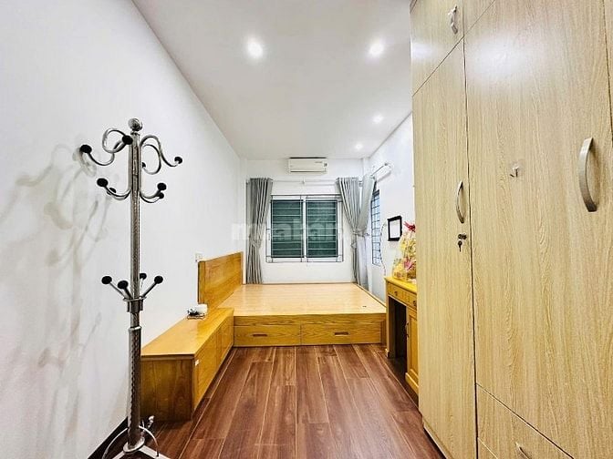 TÔI CHÍNH CHỦ BÁN NHÀ PHỐ TÔN ĐỨC THẮNG DT23 x 5 TẦNG GIÁ HƠN 5 TỶ XÍU