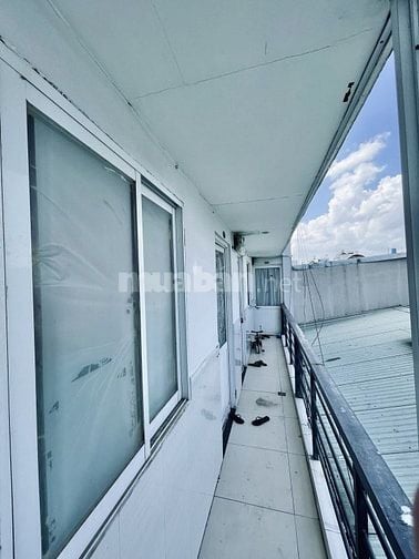 HIẾM - Toà Nhà Dịch Vụ 5 Tầng - Dòng Tiền 60Triệu/Tháng - 20 Phòng