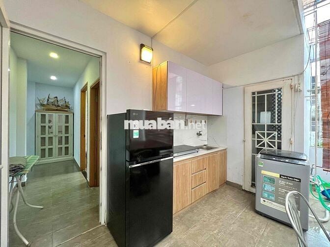 Cho Thuê 2PN 1PK 1PB 71m2 Phòng Bếp Lớn Ngay Chợ Tân Định Quận 1