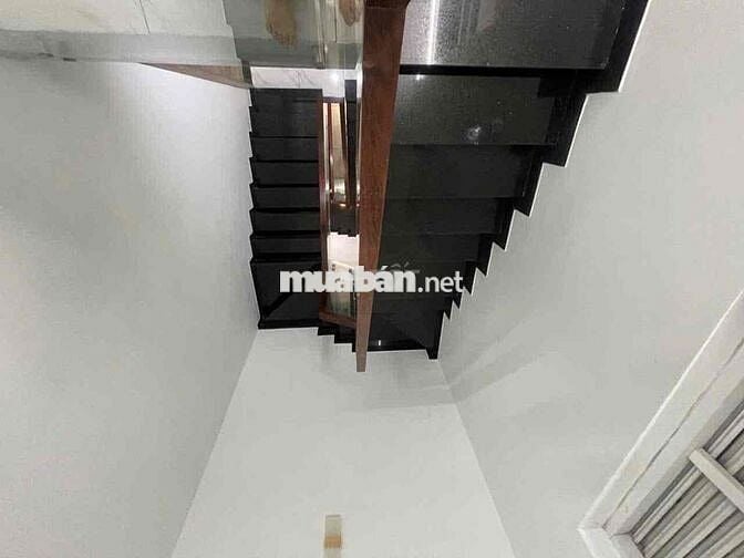 NHÀ 6x13M 2 LẦU 3PN 3WC CÓ CHỖ ĐẬU Ô TÔ LÀM VĂN PHÒNG + Ở KD ONLINE