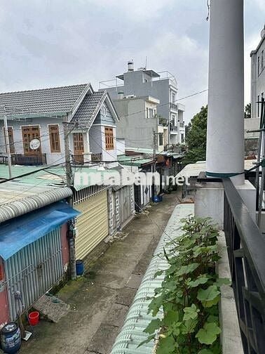 Cho thuê nhà gần ngã tư Chiêu Liêu