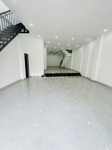 CHO THUÊ MẶT TIỀN PHAN HUY ÍCH HH1/2 tháng ngay Emart 2