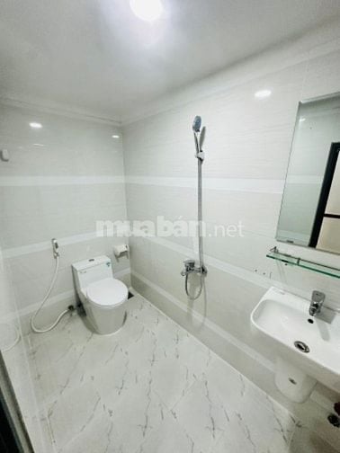 CHO THUÊ MẶT TIỀN PHAN HUY ÍCH HH1/2 tháng ngay Emart 2