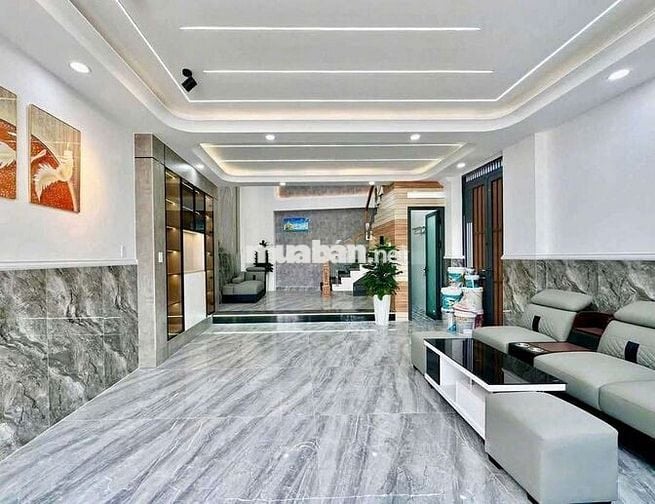 Nhà đẹp full nội thất 4,7 x 12 có 5pn 5wc sân thượng