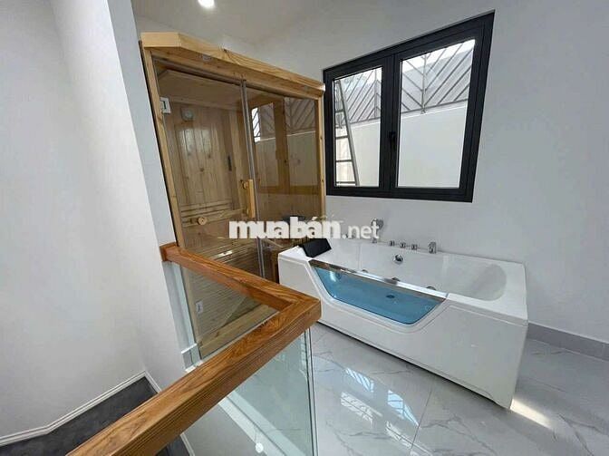 Nhà đẹp full nội thất 4,7 x 12 có 5pn 5wc sân thượng