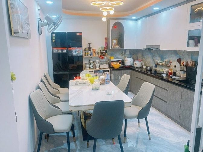 Bán nhà mới xây 4 tầng- hẻm 6m- Nguyễn Trọng Tuyển