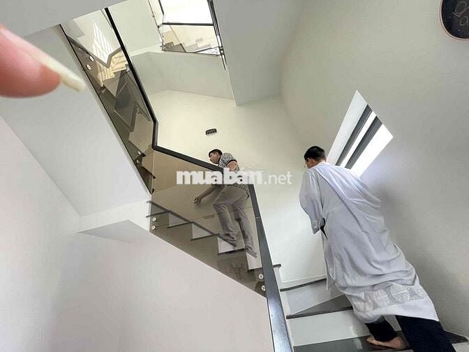 BÁN NHÀ MẶT TIỀN PHÚ HỒNG THỊNH 10– VỊ TRÍ VÀNG, CÓ Ô THANG MÁY, T