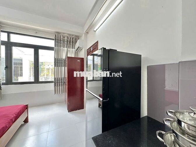 PHÒNG THOÁNG MÁT NGAY CON ĐƯỜNG ẨM THỰC THÀNH THÁI GẦN TÔ HIẾN THÀNH..