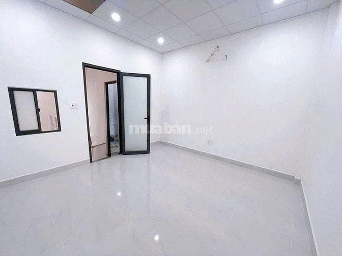 KẸT VỐN BÁN GẤP!! Nhà tại Vườn Chuối, phường 4, Quận 3 DT 45m2, 2PN3WC