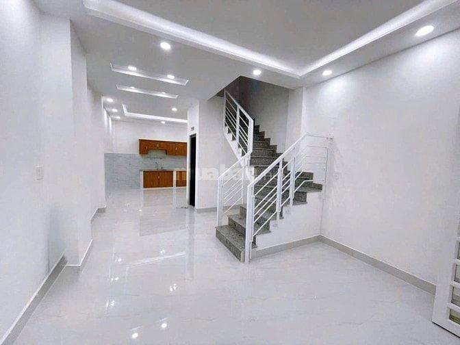 KẸT VỐN BÁN GẤP!! Nhà tại Vườn Chuối, phường 4, Quận 3 DT 45m2, 2PN3WC