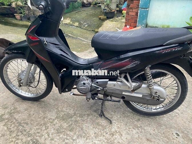 cần bán honda wave black xe máy móc zin êm ru