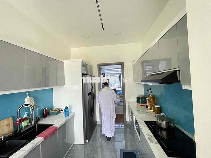 BÁN NHÀ MẶT TIỀN PHÚ HỒNG THỊNH 10– VỊ TRÍ VÀNG, CÓ Ô THANG MÁY, T