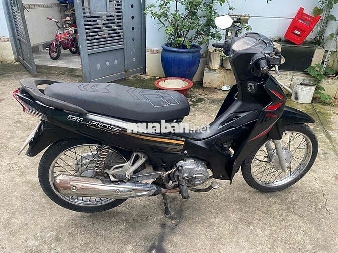 cần bán honda wave black xe máy móc zin êm ru