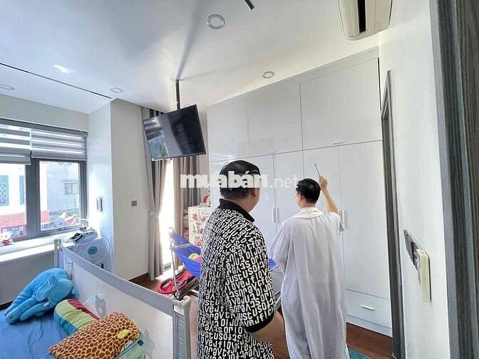 BÁN NHÀ MẶT TIỀN PHÚ HỒNG THỊNH 10– VỊ TRÍ VÀNG, CÓ Ô THANG MÁY, T