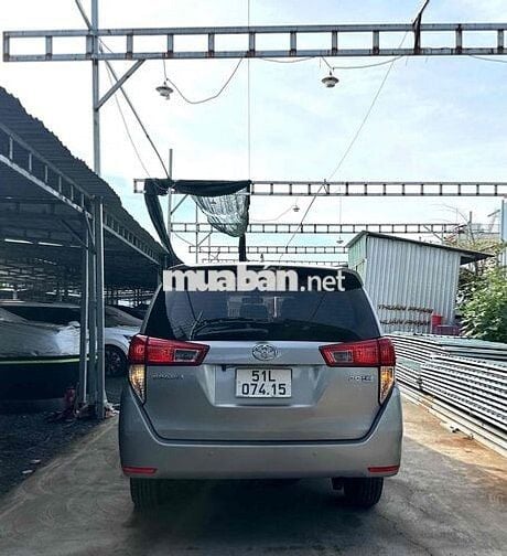 Toyota Innova 2.0E 2016 mode 2017 - 128,000km