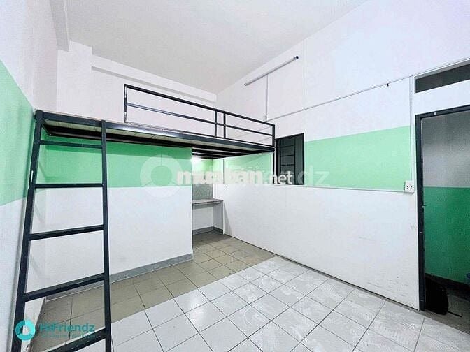 TRỐNG PHÒNG GÁC GIÁ RẺ NGAY CẦU VƯỢT HOÀNG HOA THÁM