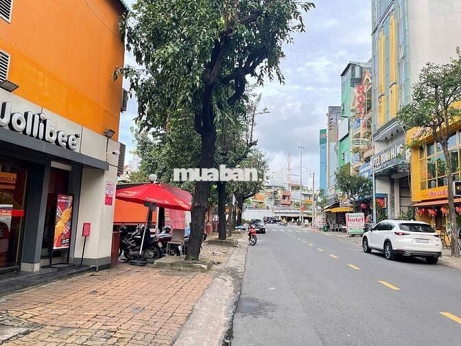 Mặt Tiền Đường Nguyễn Thái Bình Ngay Sát Ngã Tư Út Tịch.