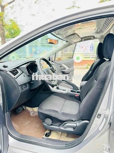MITSUBISHI XPANDER 2022 AT