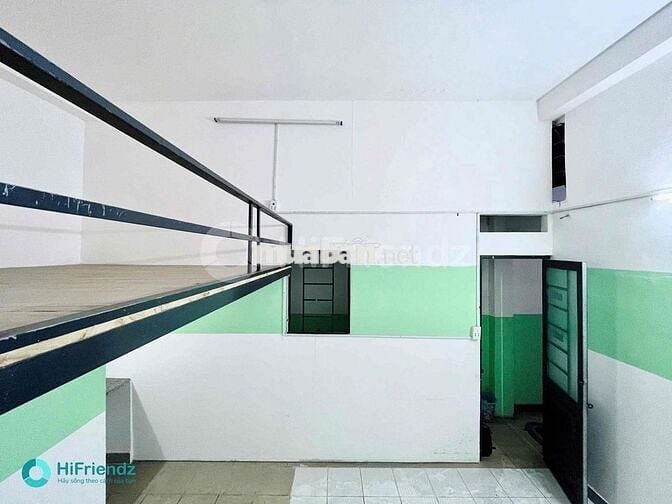 TRỐNG PHÒNG GÁC GIÁ RẺ NGAY CẦU VƯỢT HOÀNG HOA THÁM