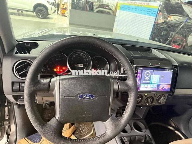 Everest 2014 1 chủ sử dụng biển TPHCM.