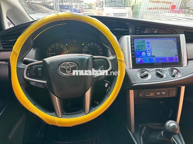Toyota Innova 2.0E 2016 mode 2017 - 128,000km