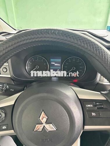 Xpander Premium AT 2024- Đi 15.971Km - Zin 100%