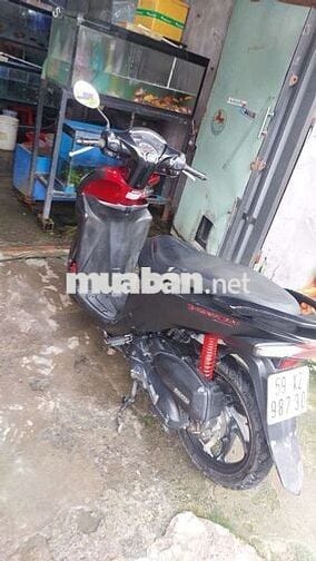 Cần  tiền  bán gấp vision 2016