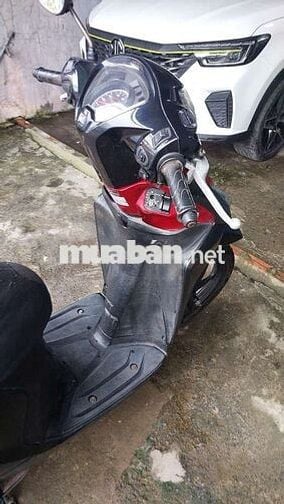 Cần  tiền  bán gấp vision 2016