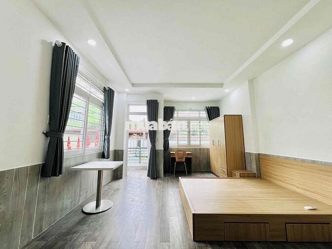 STUDIO BAN CÔNG ĐI BỘ QUA HUTECH. CÁCH NGOẠI THƯƠNG, UEF 5 PHÚT