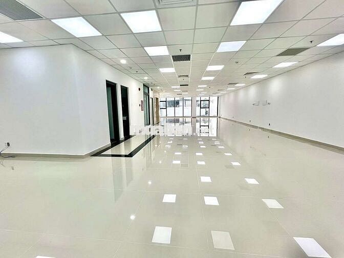 TÒA NHÀ VĂN PHÒNG CHO THUÊ ĐƯỜNG CỘNG HÒA P13 , Q. TÂN BÌNH,TP.HCM