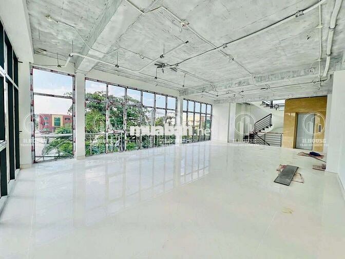 TÒA NHÀ VĂN PHÒNG CHO THUÊ ĐƯỜNG NGUYỄN MINH HOÀNG P12,Q.TÂN BÌNH