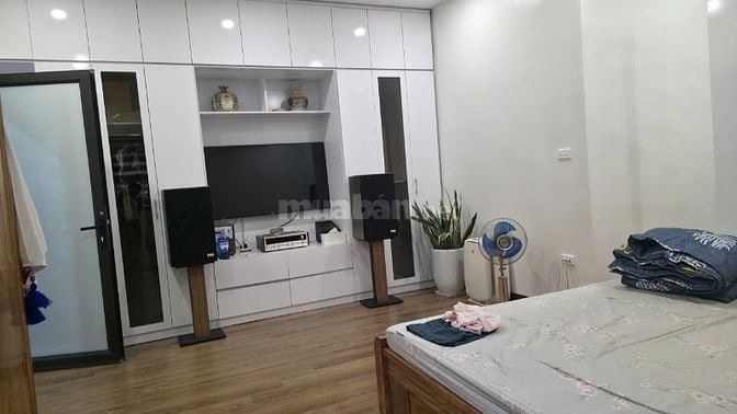 NHÀ ĐẸP PHỐ THỌ LÃO - ÔTÔ ĐỖ CÁCH 10M, 100M RA TRUNG TÂM HAI BÀ TRƯNG.