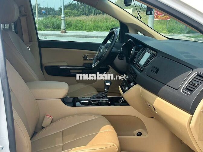 Kia Sedona 2.2 DAT LUXURY 2021 - 83000 km