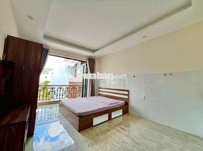 STUDIO BAN CÔNG GẦN VLU CƠ SỞ 1,2. 5 PHÚT QUA GV,PN,TĐ, Ở ĐC 2-3 BẠN