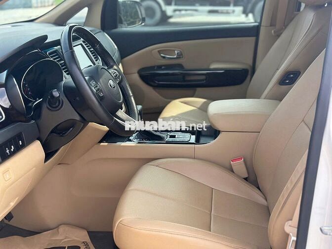 Kia Sedona 2.2 DAT LUXURY 2021 - 83000 km