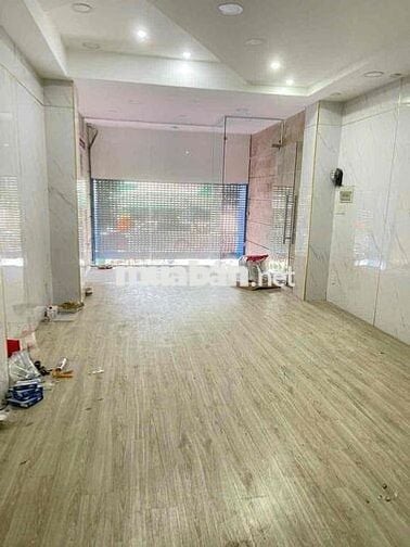 Mặt tiền đường Lê Trọng Tấn, cách ĐH Công Thương 200m, không ngập nước