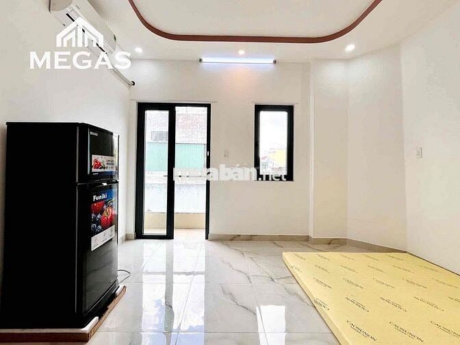 CĂN HỘ BAN CÔNG SIÊU RỘNG – FULL NỘI THẤT TRỐNG SẴN NGAY HƯƠNG LỘ 2