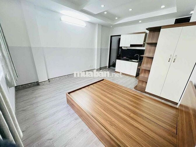 Mặt tiền đường Lê Trọng Tấn, cách ĐH Công Thương 200m, không ngập nước