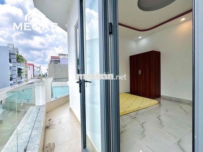 CĂN HỘ BAN CÔNG SIÊU RỘNG – FULL NỘI THẤT TRỐNG SẴN NGAY HƯƠNG LỘ 2