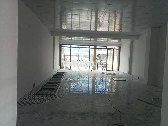 CHO THUÊ MB MẶT TIỀN LÊ TRỌNG TẤN DT6*27M TRỆT 1 LẦU 1PN 3WC