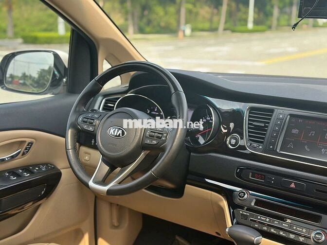 Kia Sedona 2.2 DAT LUXURY 2021 - 83000 km