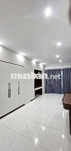 BẮC TỪ LIÊM - LÔ GÓC 5 Tầng x 38m² -View Sân chơi Nhà VH - Ô TÔ ĐỖ CỬA