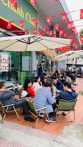 Nhượng vị trí kinh doanh đồ uống ngay trường học đông sinh viên