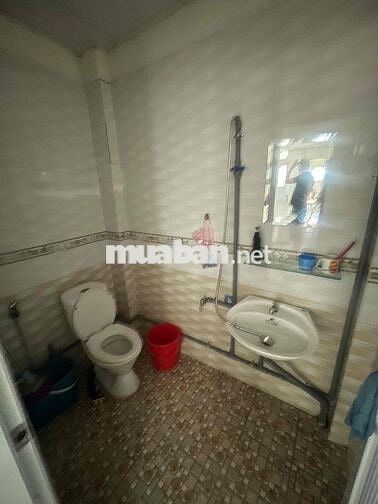 Nhà Hẻm 5M Lương Minh Nguyệt.Tân Phú.DT:5 X 15m trêt lau trống suốt