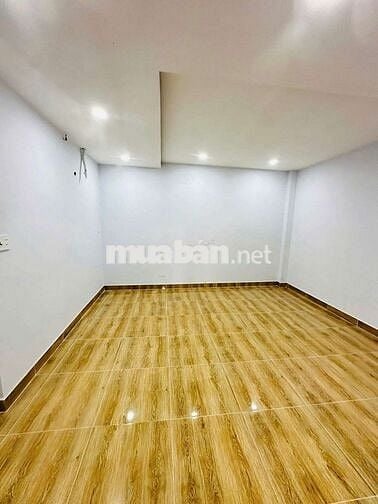 CHOTHUÊ MẶT BẰNG 6,5x20 VỊ TRÍ ĐẸP NGAY KHU VỰC SẦM UẤT Đ.PHAN HUY ÍCH