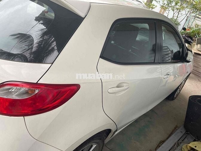 BÁN Mazda 2 2014 1.5 AT - 79000 km - 1 đời chủ.