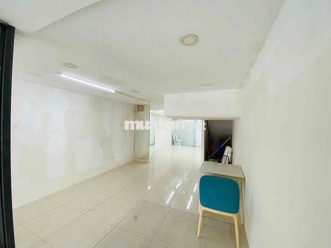 Chính Chủ Cho Thuê Mặt Bằng Kinh Doanh ( 70m2 ) Tại Quận 1